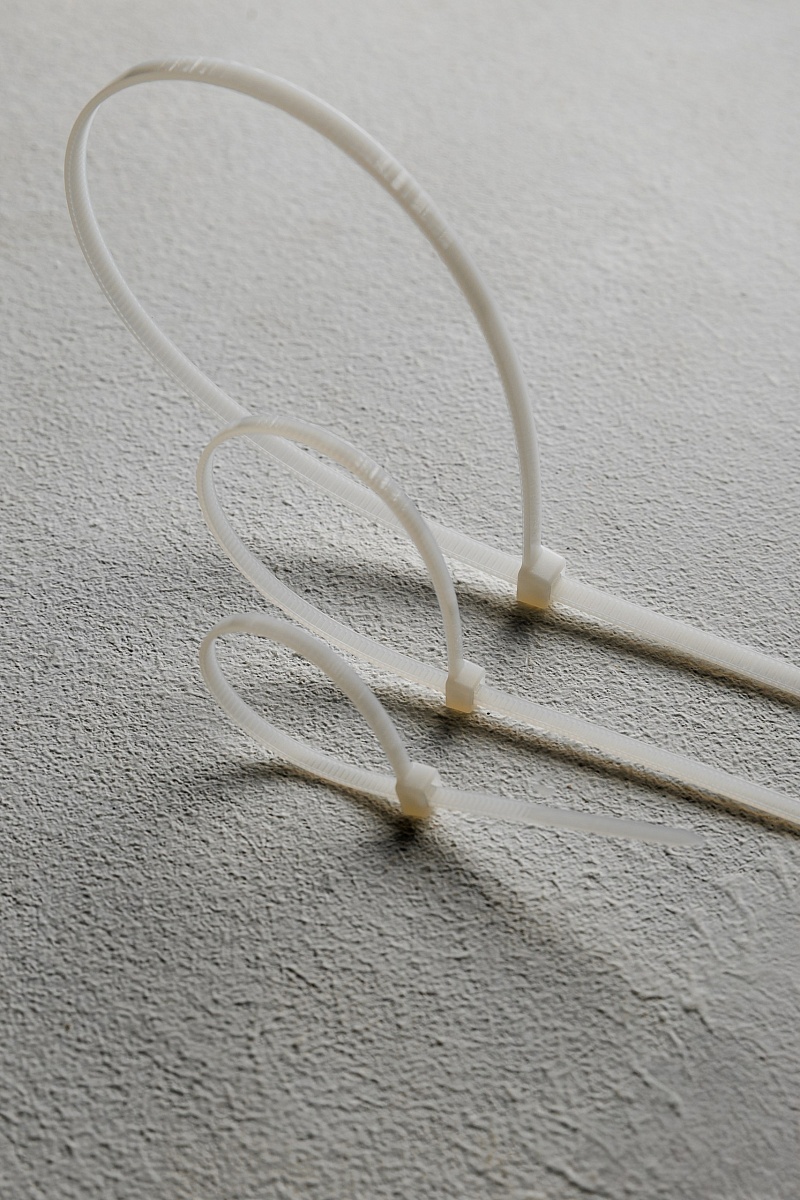 Хомут-стяжка кабельная 4,8х350 нейлон бел (уп.100шт) DYNEL