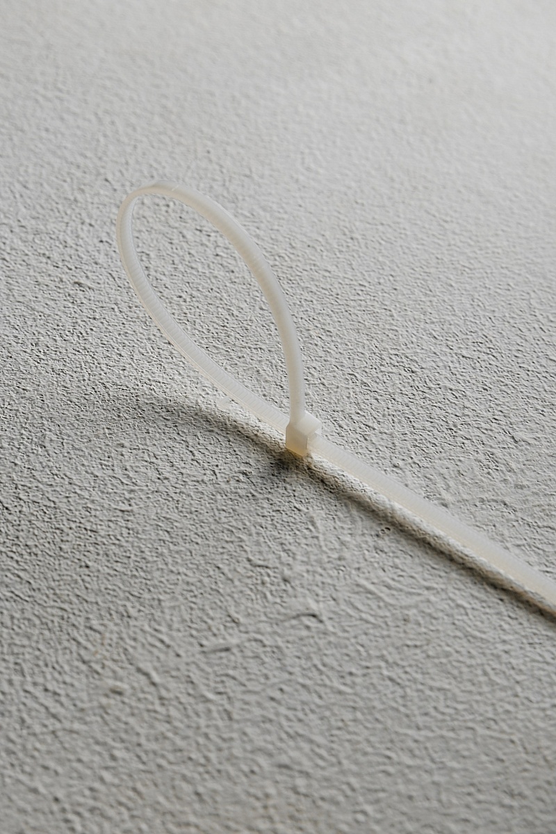 Хомут-стяжка кабельная 3,6х300 нейлон бел (уп.100шт) DYNEL